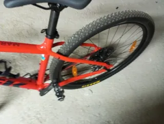 Bicicleta Roja