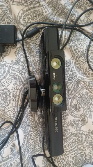 Pack Xbox 360 Negra y Mando Blanco