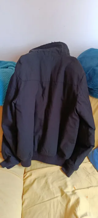 Cazadora acolchada negra XL