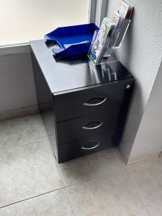 Cajoneras de oficina con llave 2 metal y 1 madera
