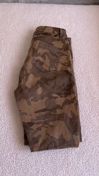 Pantalón militar estampado