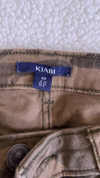 Pantalón militar estampado