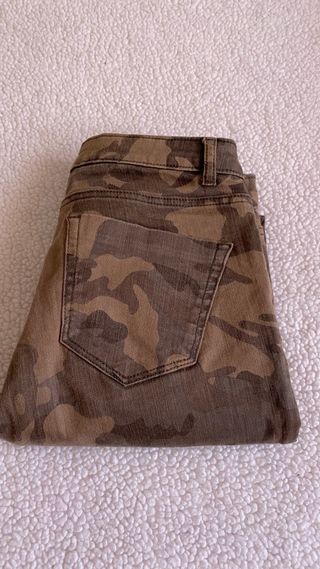 Pantalón militar estampado
