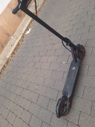 Monopattino Elettrico Nero