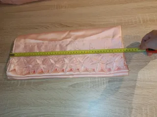 Juego de sábanas satén rosa con encaje