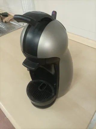 Cafetera Nescafé Dolce Gusto Gris