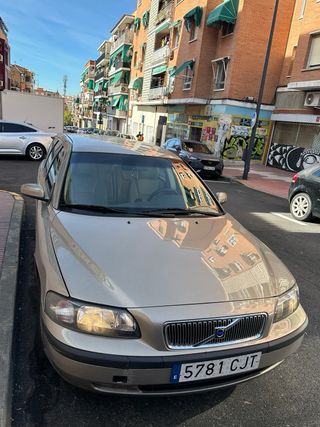 Volvo V70 beige V70 station wagun 2003 D5 optima