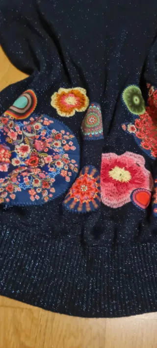 Jersey Desigual Azul marino con multicolor