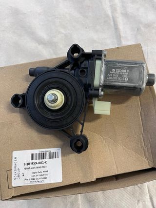 Motor elevalunas grupo Volkswagen 5Q0959801C