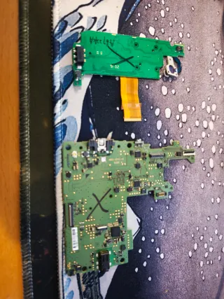 Despiece New 2DS XL + New 3DS XL