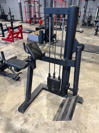 Máquina Patada Glúteo