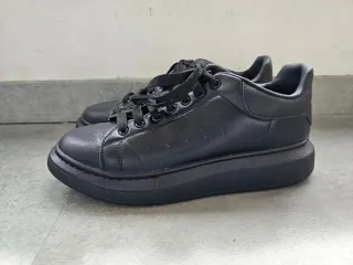Sneakers nere Alexander McQueen 44