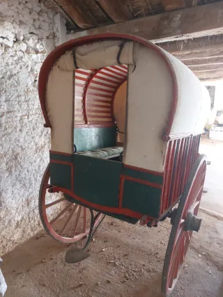 Carro antiguo para caballo