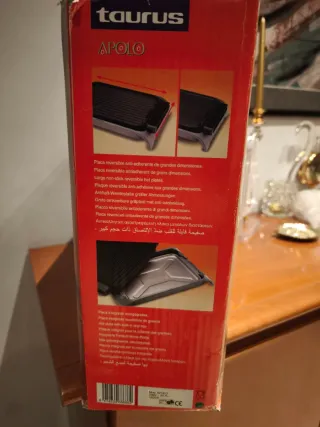 Plancha Eléctrica Taurus APOLO 1600W