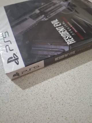 Resident evil requiem PS5 Deluxe edition inglese