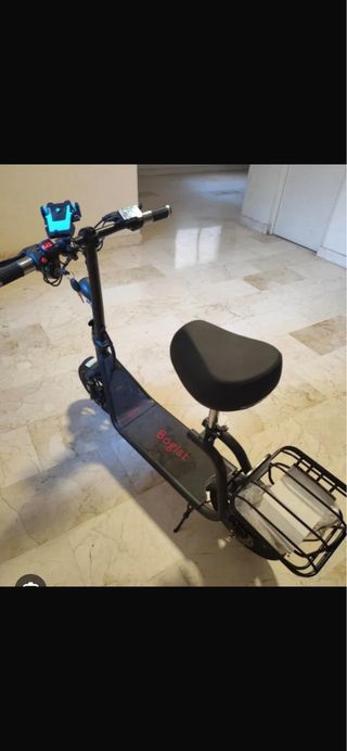 Patín Eléctrico Bogist con Asiento y Cesta