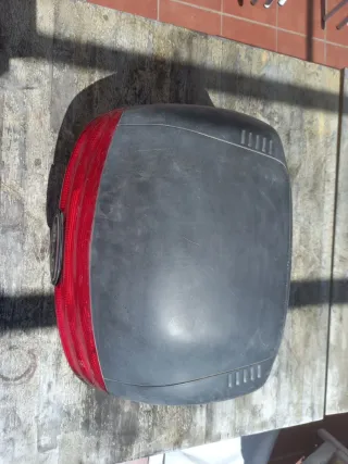 Baúl SHAD SH44 Negro
