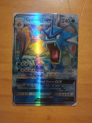 Carta Pokémon Gyarados GX 240 HP