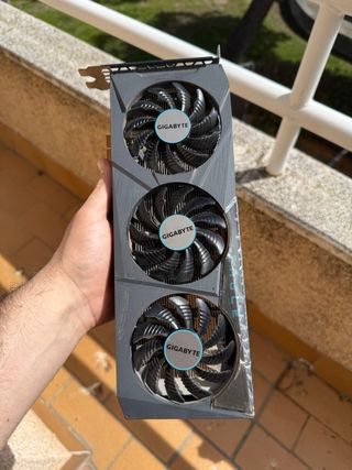 Tarjeta Gráfica Gigabyte RX 6600 Eagle 8GB