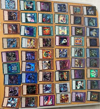 Lote de cartas Yu-Gi-Oh! Colección