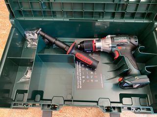 Taladro percutor Inalámbrico METABO SB18LTX. Nuevo
