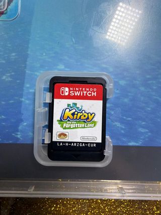Kirby y la Tierra Olvidada Nintendo Switch