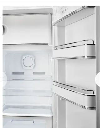 Frigorífico SMEG marrón oscuro