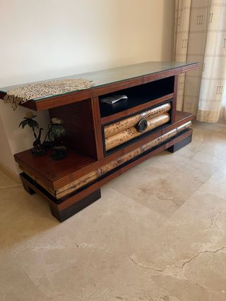 Mueble TV madera, bambú y cristal