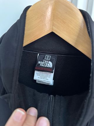Chaqueta cortavientos The North Face Negra