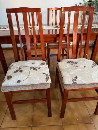 Mesa de comedor y 6 sillas madera