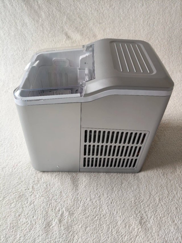 Macchina del Ghiaccio Portatile Ice Maker 1.5L