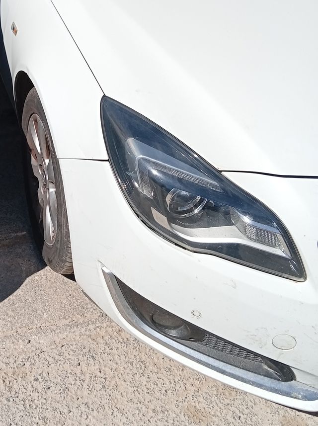Faro Opel Insignia 2016