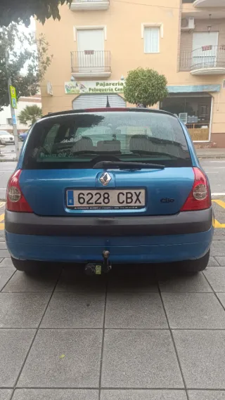 Renault Clio 2003