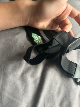 Riñonera deportiva negra