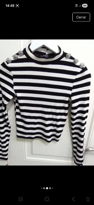 Jersey crop Bershka rayas botones plateados S