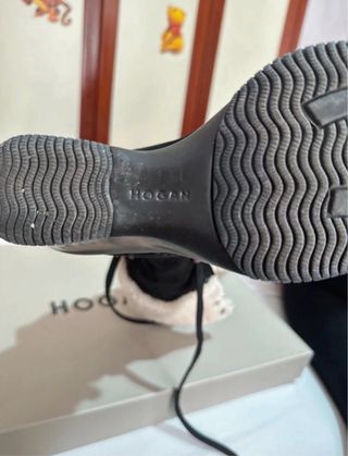 Stivali Hogan neri con pelliccia