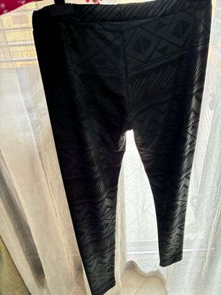 Leggings Terranova neri con fantasia