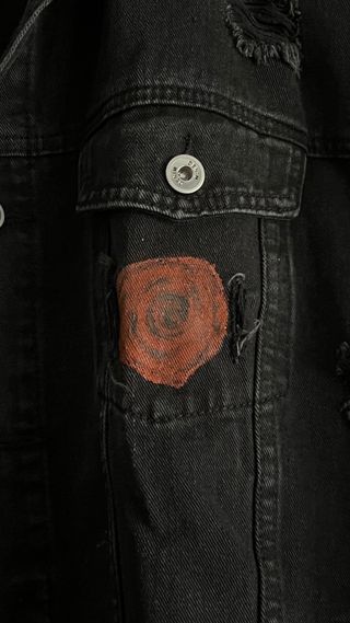 Chaqueta vaquera negra personalizada Natos y Waor