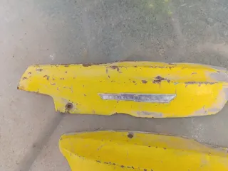 Chapas Peugeot 104 Amarillas