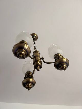 Lámpara de techo vintage dorada