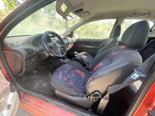 Peugeot 206 2003