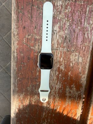 Apple Watch SE (2ª gen) GPS Plata