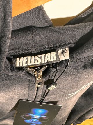 Sudadera STAR negra con capucha