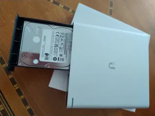 Ubiquiti UniFi Cloud Key Plus