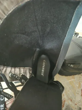 Stivali Cafènoir neri con lacci