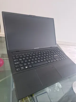 Asus Vivobook Negro