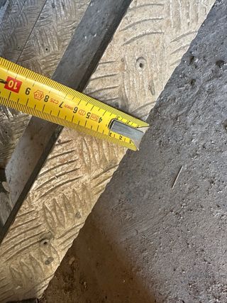 Escalera de hierro galvanizado