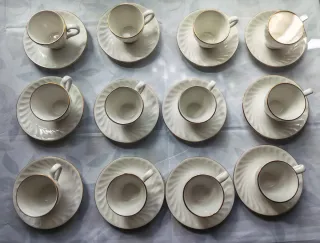 Juego 12 Tazas Porcelana Pontesa España Oro