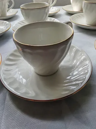 Juego 12 Tazas Porcelana Pontesa España Oro