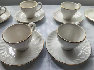 Juego 12 Tazas Porcelana Pontesa España Oro